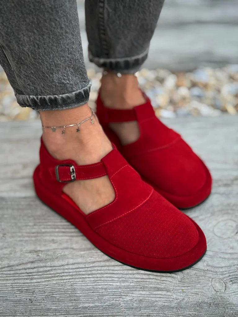 Freedom for Legs Sandals