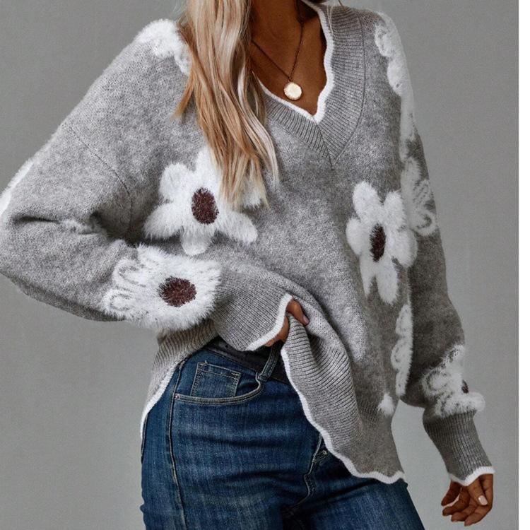 Floral Scallop Neck Sweater
