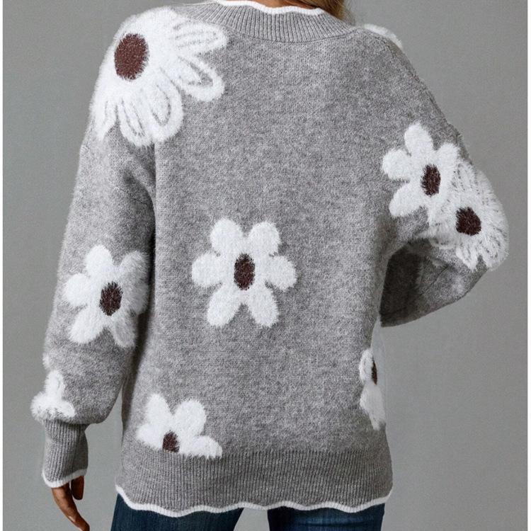 Floral Scallop Neck Sweater