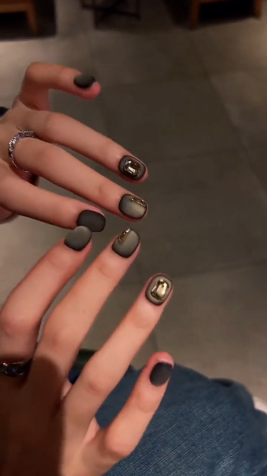 Smoky Black Aura Press On Nails